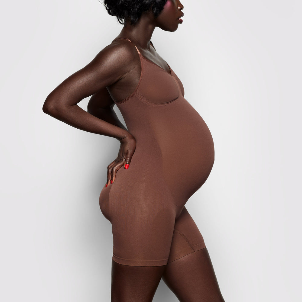 Skims MATERNITY SCULPTING BODYSUIT MID THIGH Maternity Shapewear Čokoláda | HEKF-15468
