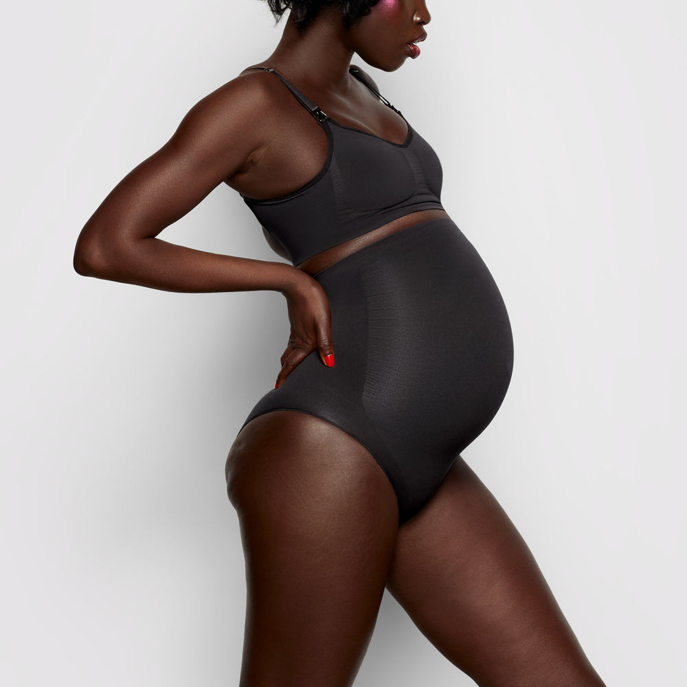 Skims MATERNITY SCULPTING HIGH WAIST BRIEF Maternity Shapewear Čierne | SBLH-65712