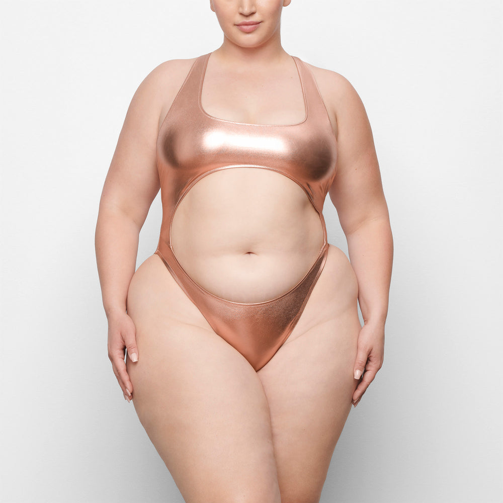 Skims METALLIC SWIM CUT-OUT MONOKINI One Piece Ruzove Zlate | BMOR-97380