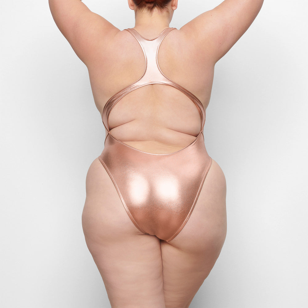 Skims METALLIC SWIM CUT-OUT MONOKINI One Piece Ruzove Zlate | BMOR-97380