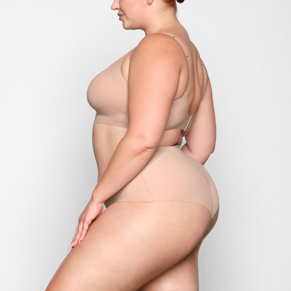 Skims NAKED Scoop Neck Bra Béžové | PEJK-97243