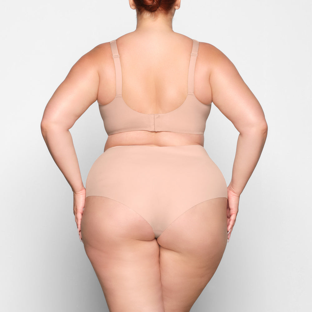 Skims NAKED Scoop Neck Bra Béžové | PEJK-97243