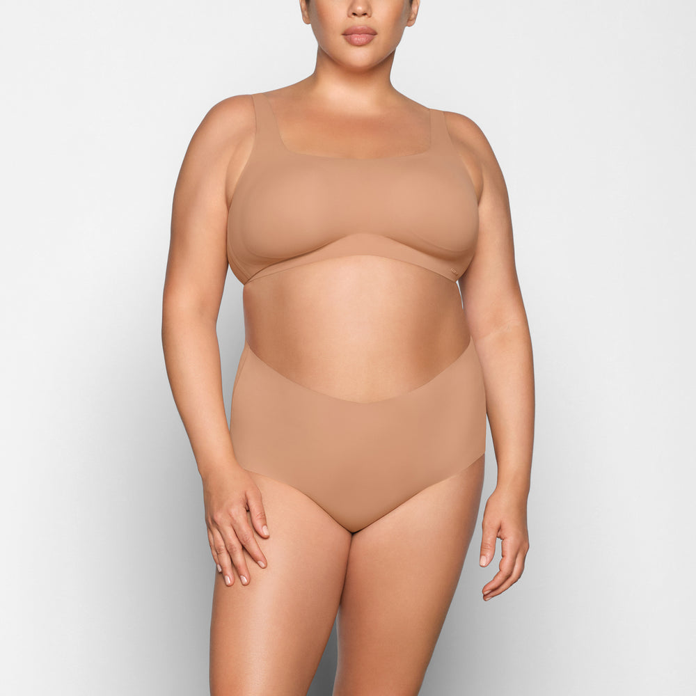 Skims NAKED Scoop Neck Bra Béžové | WLVX-61807