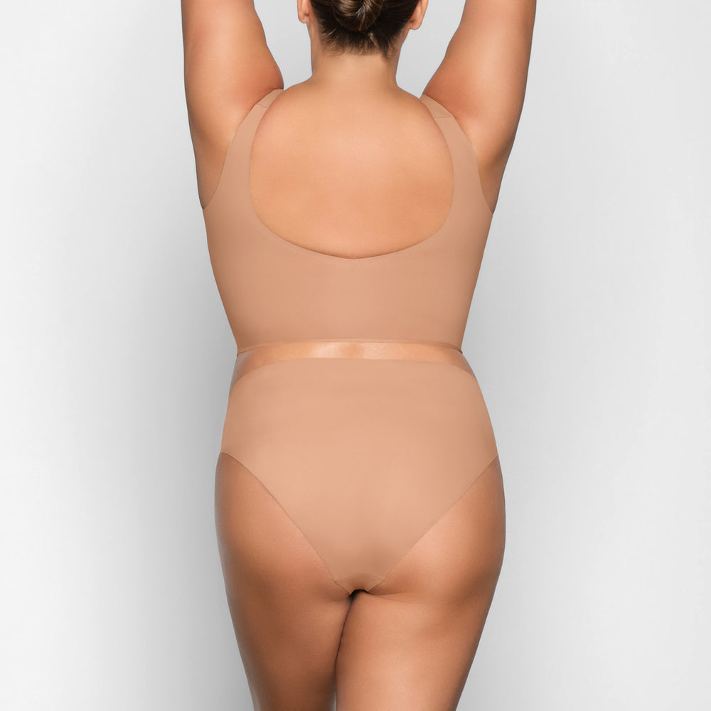 Skims NAKED TANK Plunge Bra Béžové | AOPY-67581