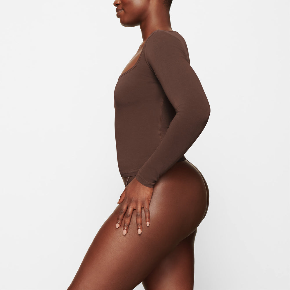 Skims NEW VINTAGE SCOOP LONG SLEEVE T-shirt Čokoláda | VZRL-35076