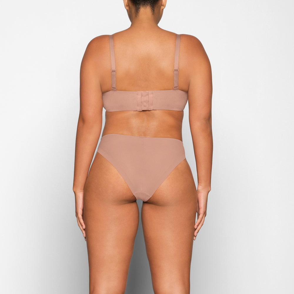 Skims NO SHOW MOLDED UNLINED Balconette Bra Marhule | HJMQ-18654