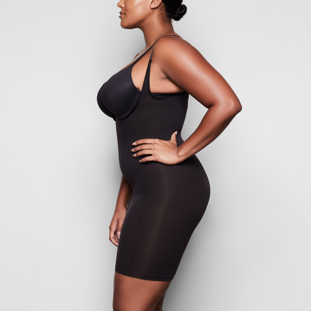 Skims OPEN BUST SLIP Dress Čierne | SGRO-93802