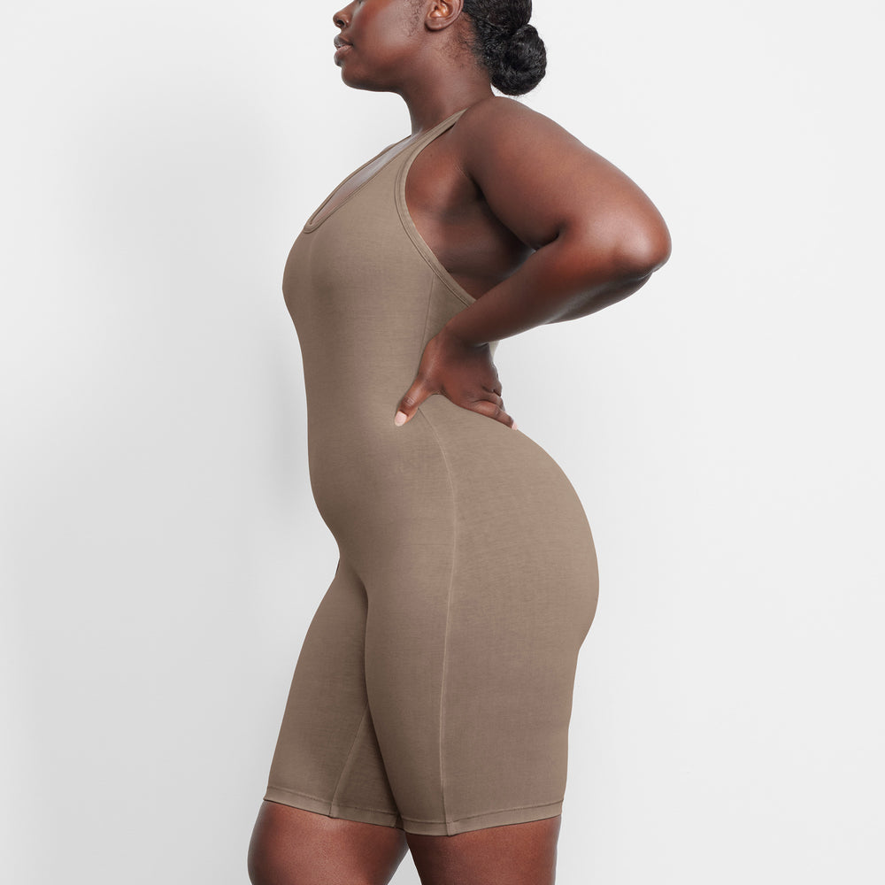 Skims OUTDOOR Mid Thigh Bodysuit Marhule | URHL-79051