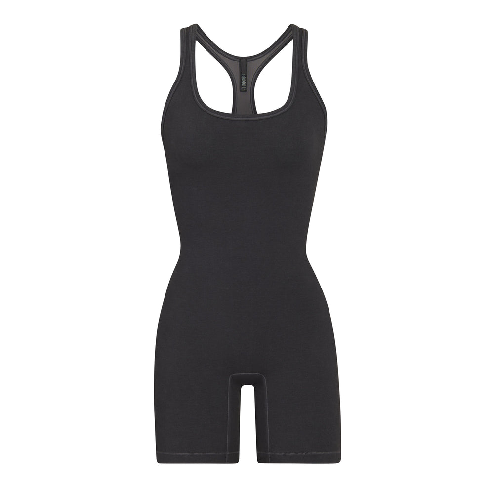 Skims OUTDOOR Mid Thigh Bodysuit Čierne | YHLS-68534