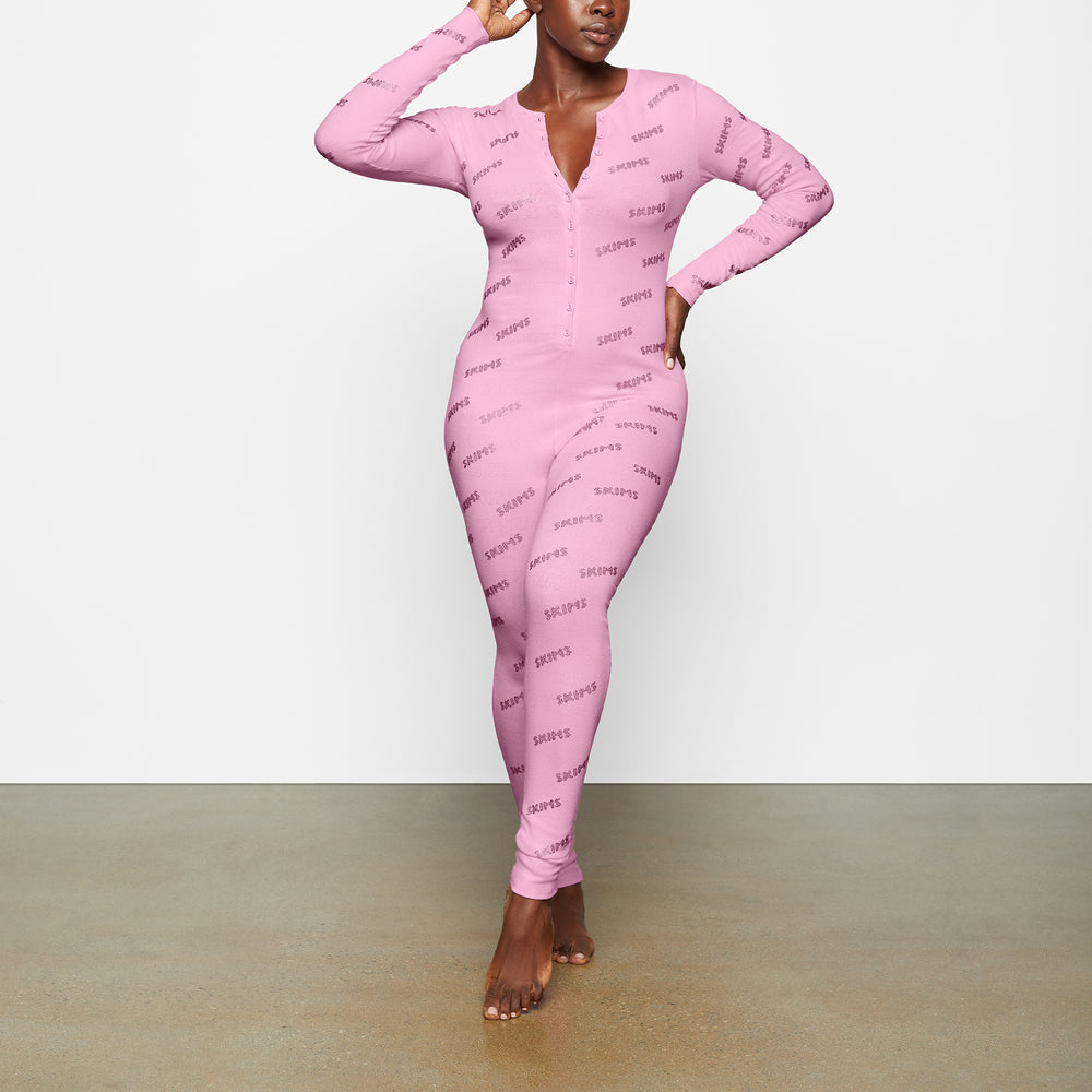 Skims RHINESTONE LOGO POINTELLE Onesie Ruzove | PNVW-87502