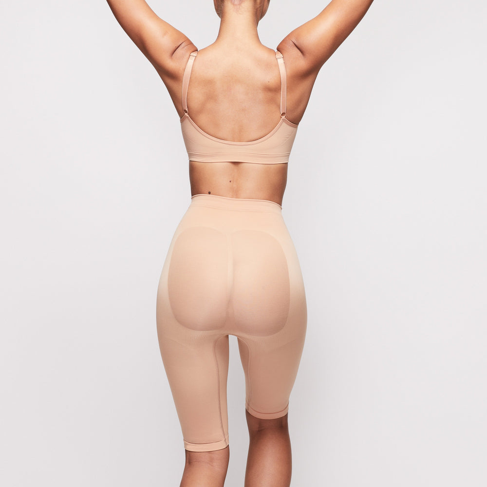 Skims SCULPTING ABOVE THE KNEE Kratasy Béžové | BNWM-89756