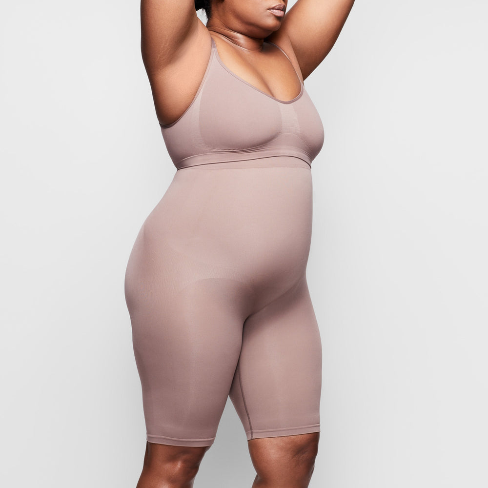 Skims SCULPTING ABOVE THE KNEE Kratasy Hnede | GCJL-03495