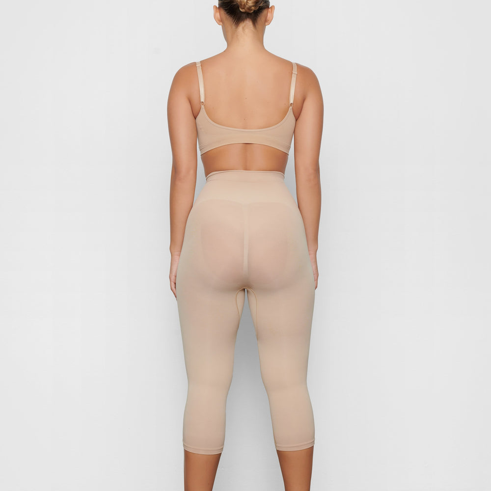 Skims SCULPTING BELOW THE KNEE Leginy Béžové | DWCT-70695