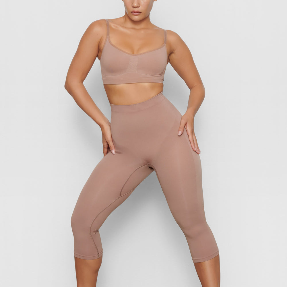 Skims SCULPTING BELOW THE KNEE Leginy Marhule | XGPQ-74293