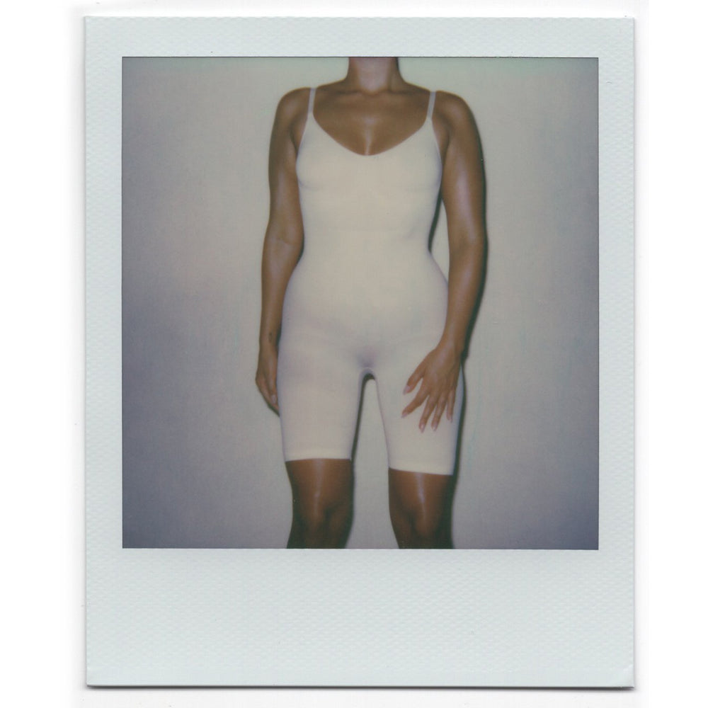 Skims SCULPTING BODYSUIT MID THIGH W. OPEN GUSSET Bodysuit Hnede | ELSY-68594