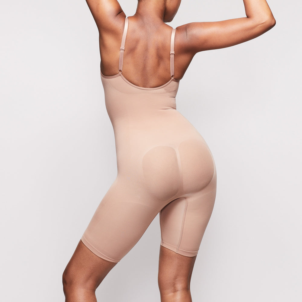 Skims SCULPTING BODYSUIT MID THIGH W. OPEN GUSSET Bodysuit Marhule | WAZE-26587