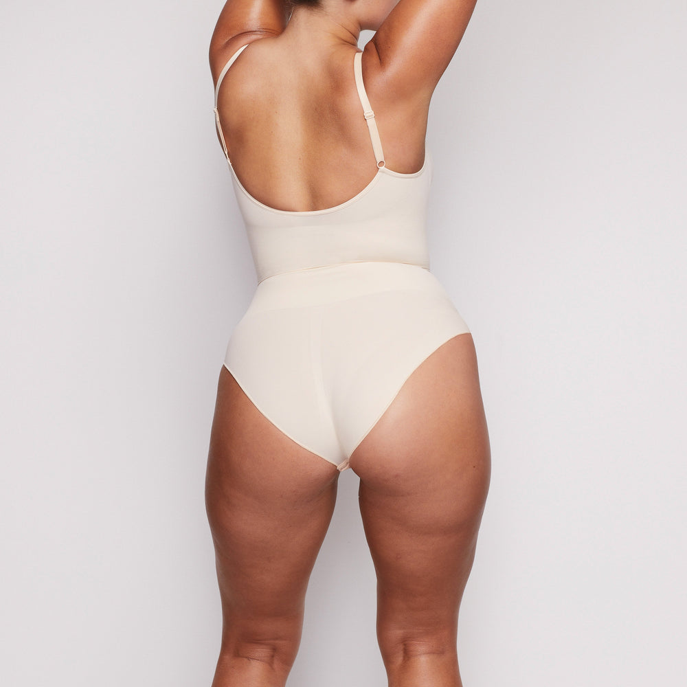 Skims SCULPTING BODYSUIT W. SNAPS Bodysuit Hnede | DTHQ-28031