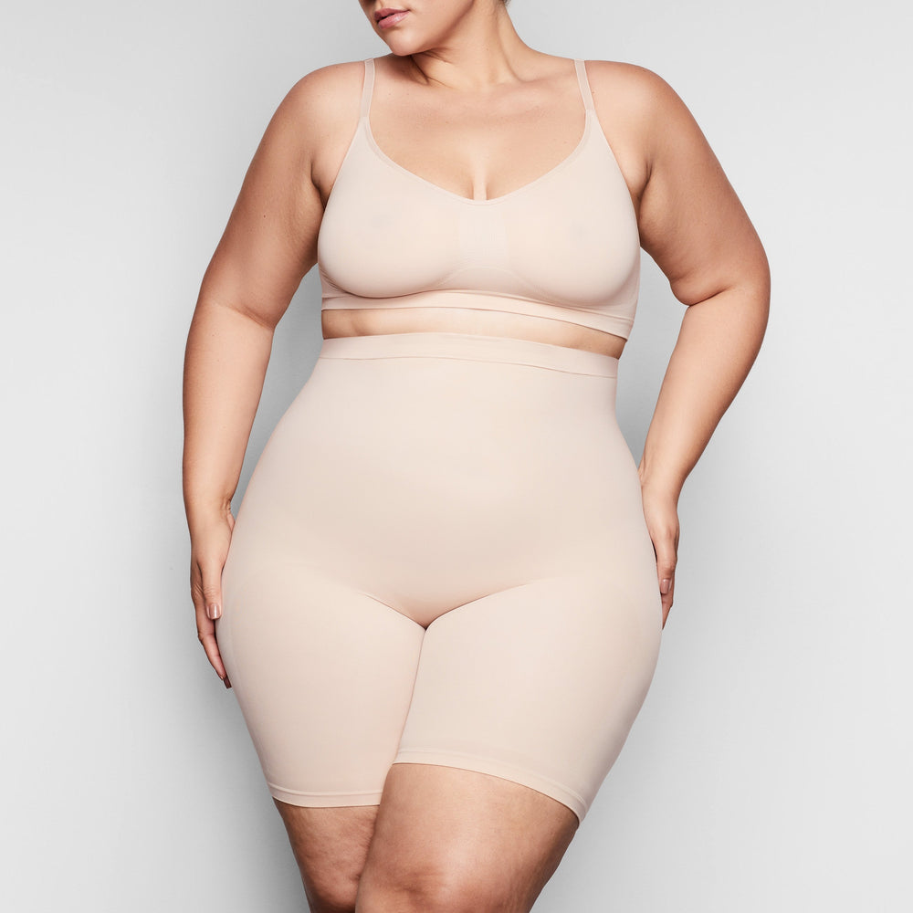Skims SCULPTING Bralette Béžové | OUXZ-54139