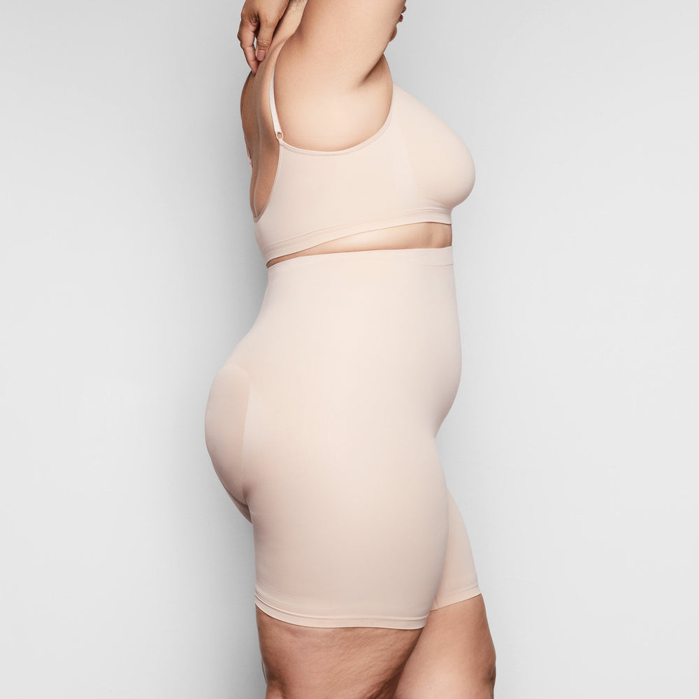 Skims SCULPTING Bralette Béžové | OUXZ-54139