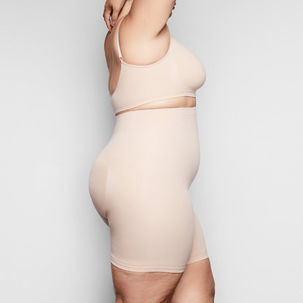 Skims SCULPTING MID THIGH W/ OPEN GUSSET Kratasy Béžové | XCHK-91605