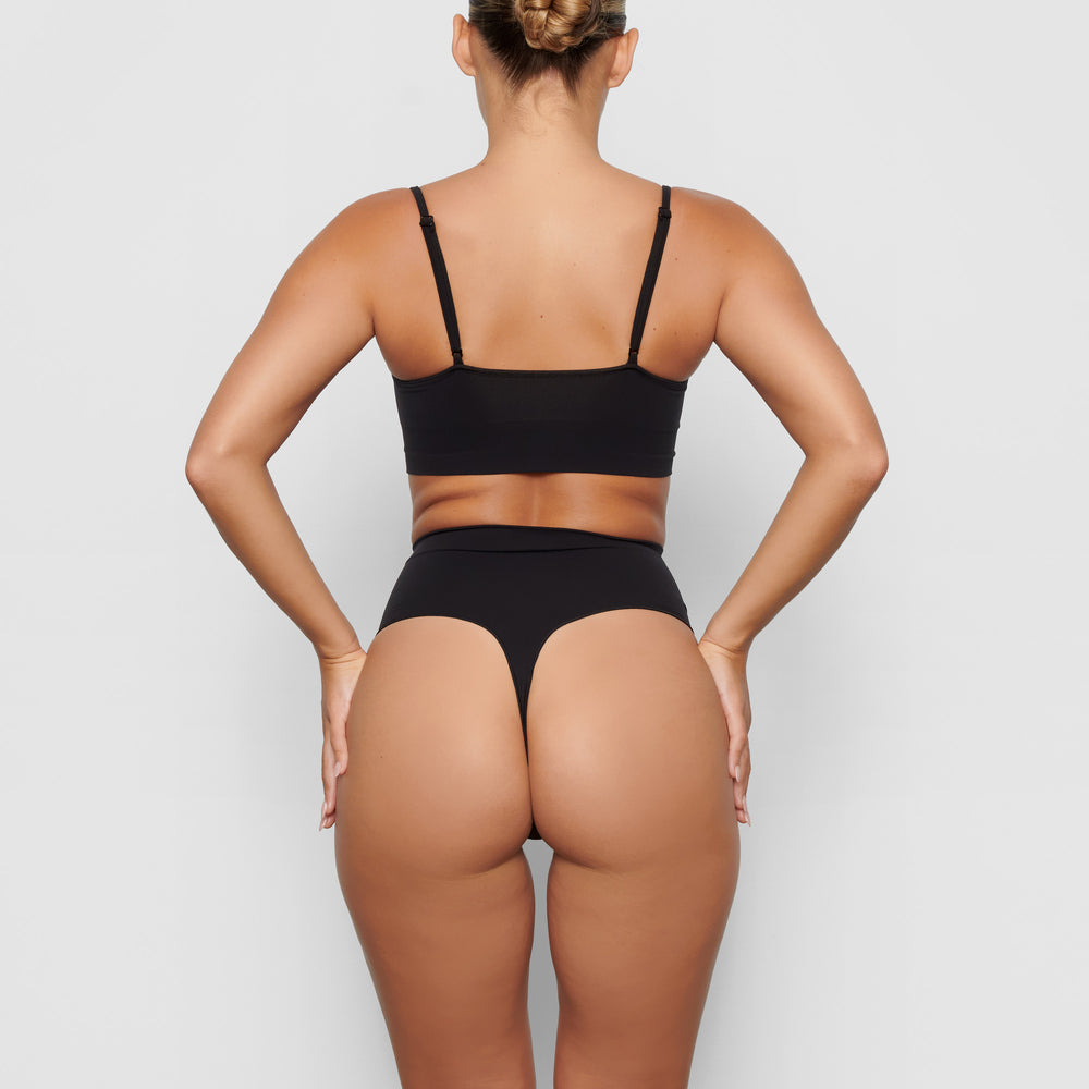 Skims SCULPTING SCOOP NECK Bralette Čierne | KDLW-93025