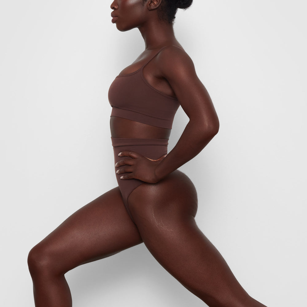 Skims SCULPTING SCOOP NECK Bralette Čokoláda | QGHX-45018