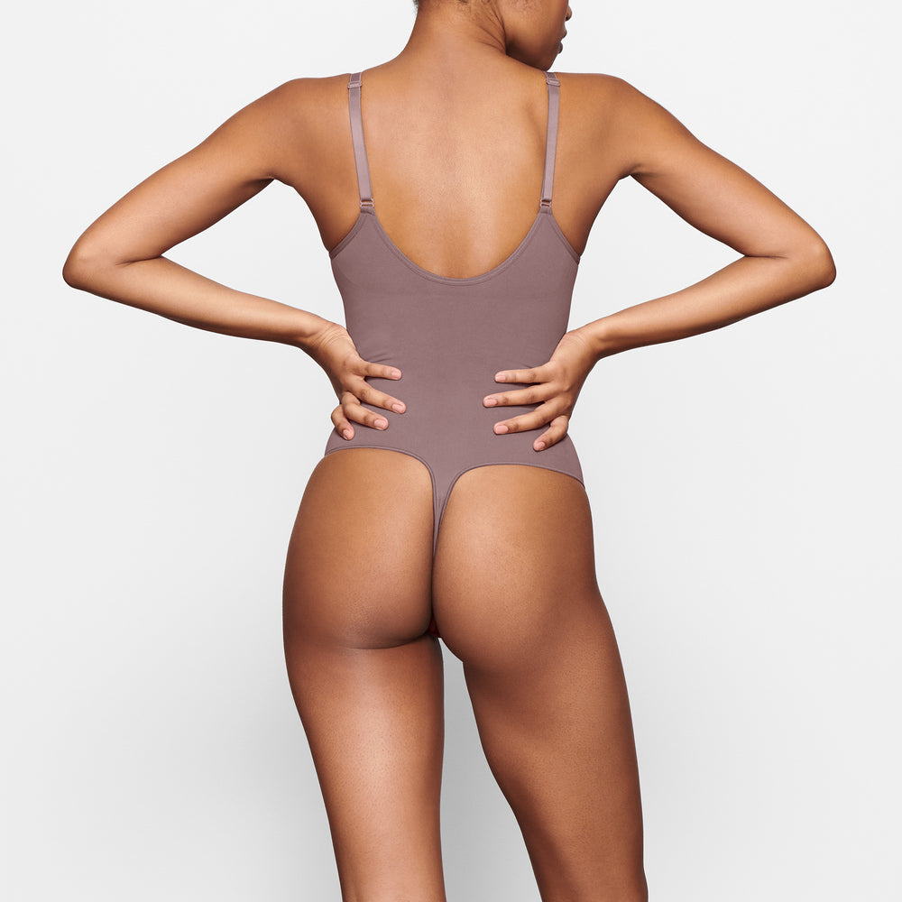 Skims SCULPTING THONG Bodysuit Hnede | FUWG-37489
