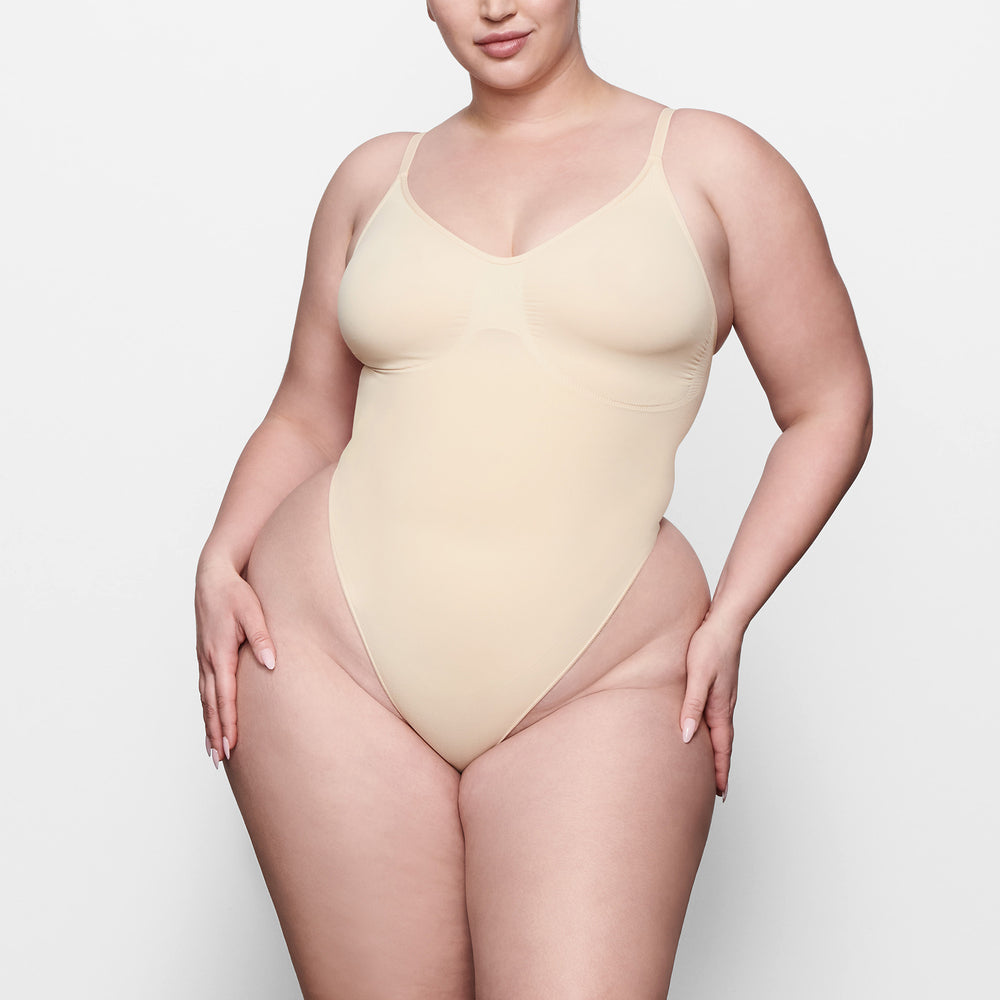 Skims SCULPTING THONG Bodysuit Hnede | VGKM-95320