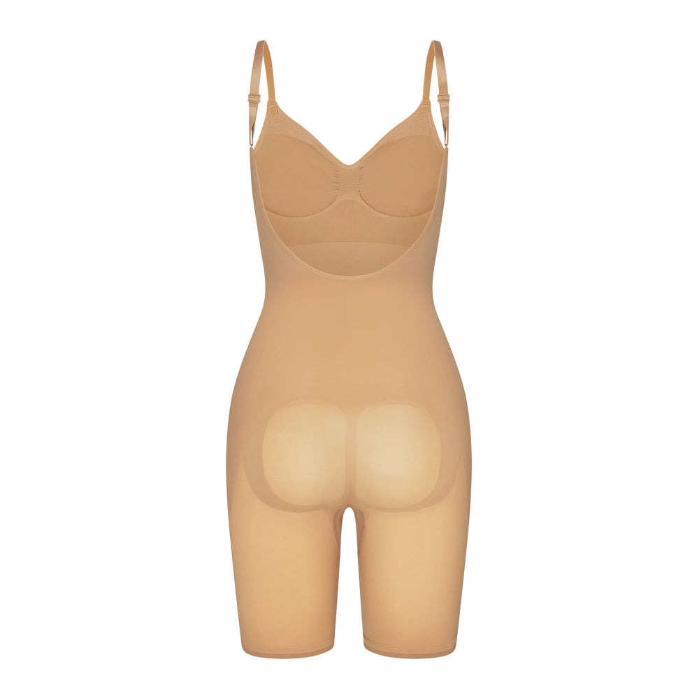 Skims SEAMLESS SCULPT MID THIGH Low Back Bodysuit Béžové | IMGH-61850