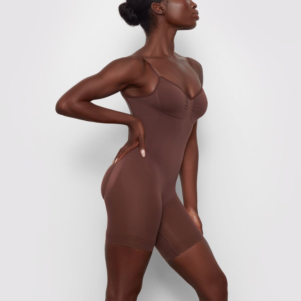 Skims SEAMLESS SCULPT MID THIGH Low Back Bodysuit Čokoláda | VKLI-65129