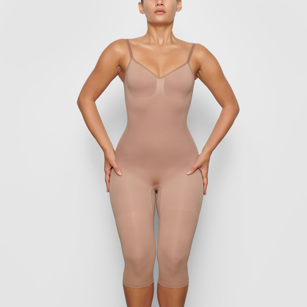 Skims SEAMLESS SCULPT WITH HOSIERY LEG Low Back Bodysuit Marhule | METX-12485