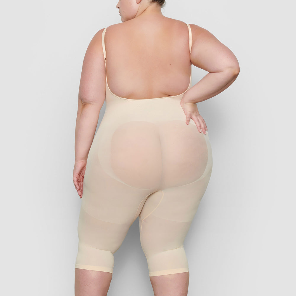 Skims SEAMLESS SCULPT WITH HOSIERY LEG Low Back Bodysuit Hnede | TMGR-68435