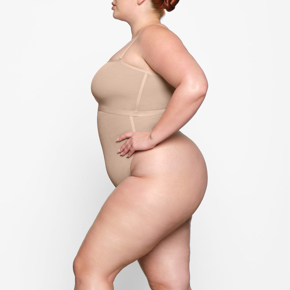 Skims SHEER SCULPT Bandeau Podprsenky Béžové | OGUR-52678