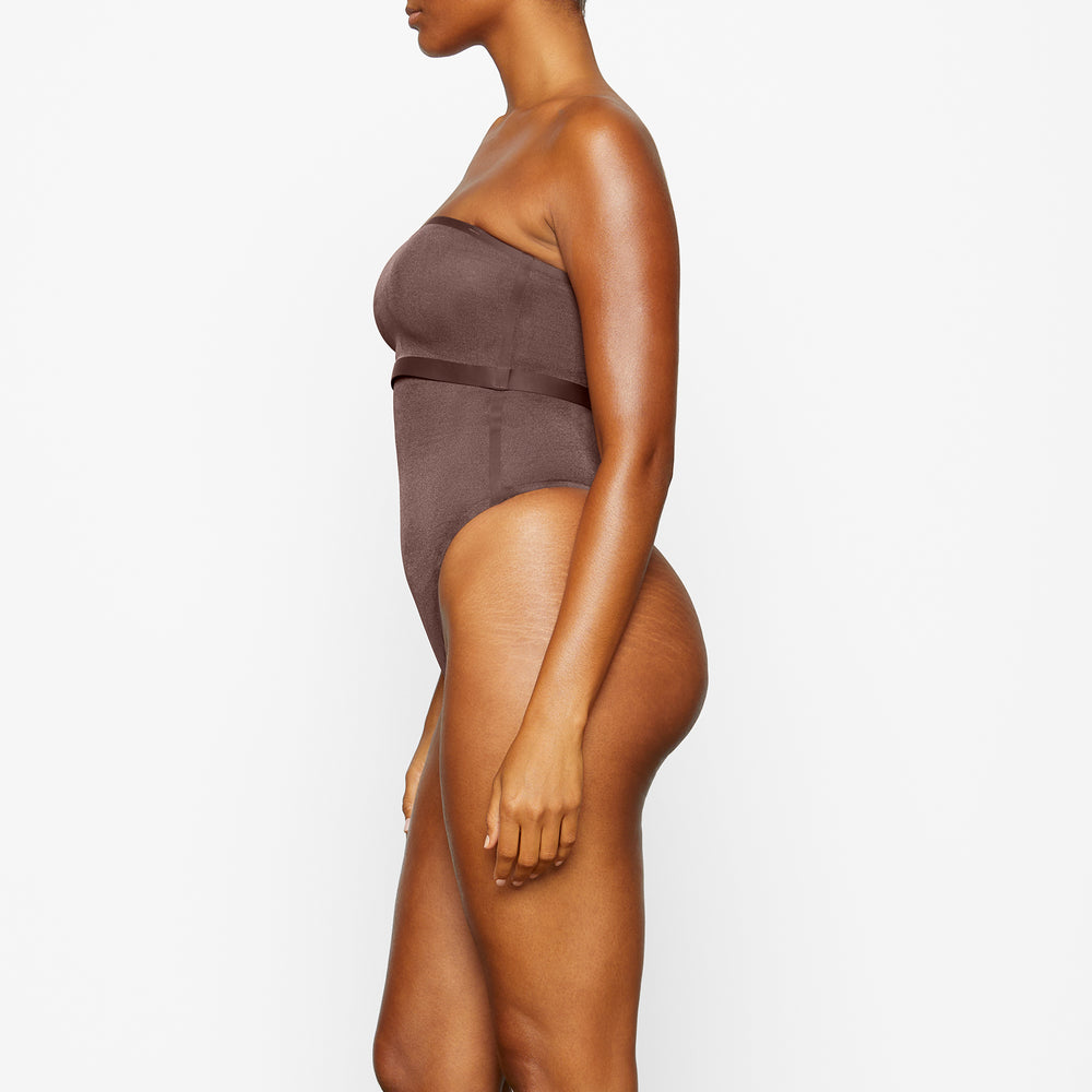 Skims SHEER SCULPT Bandeau Podprsenky Čokoláda | DJAX-46538