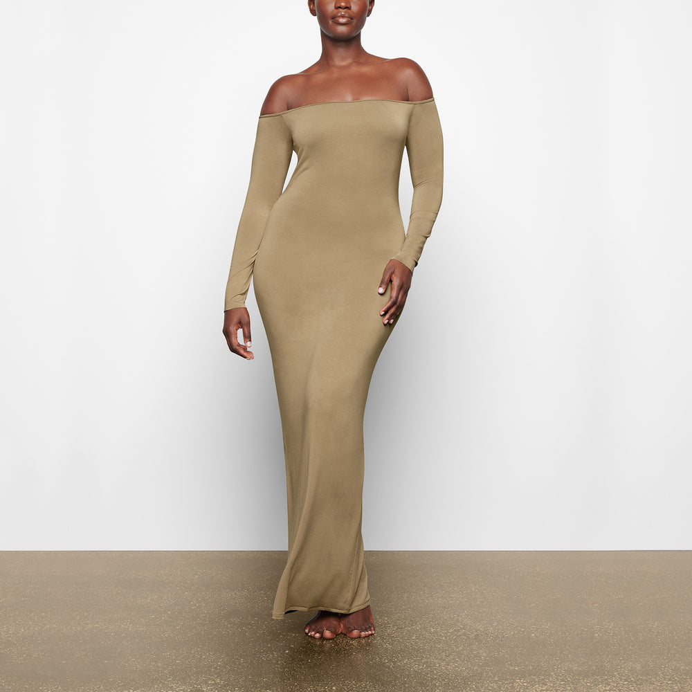 Skims SMOOTH LOUNGE OFF THE SHOULDER Dress Hnedožltý | FWMT-53782
