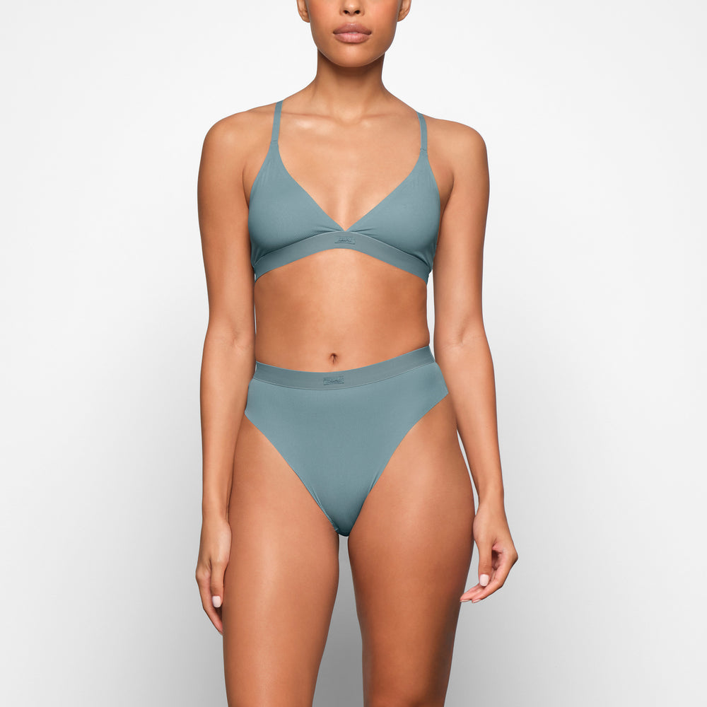 Skims SMOOTH RIB RACERBACK TRIANGLE Bralette Modre | VSIR-68529