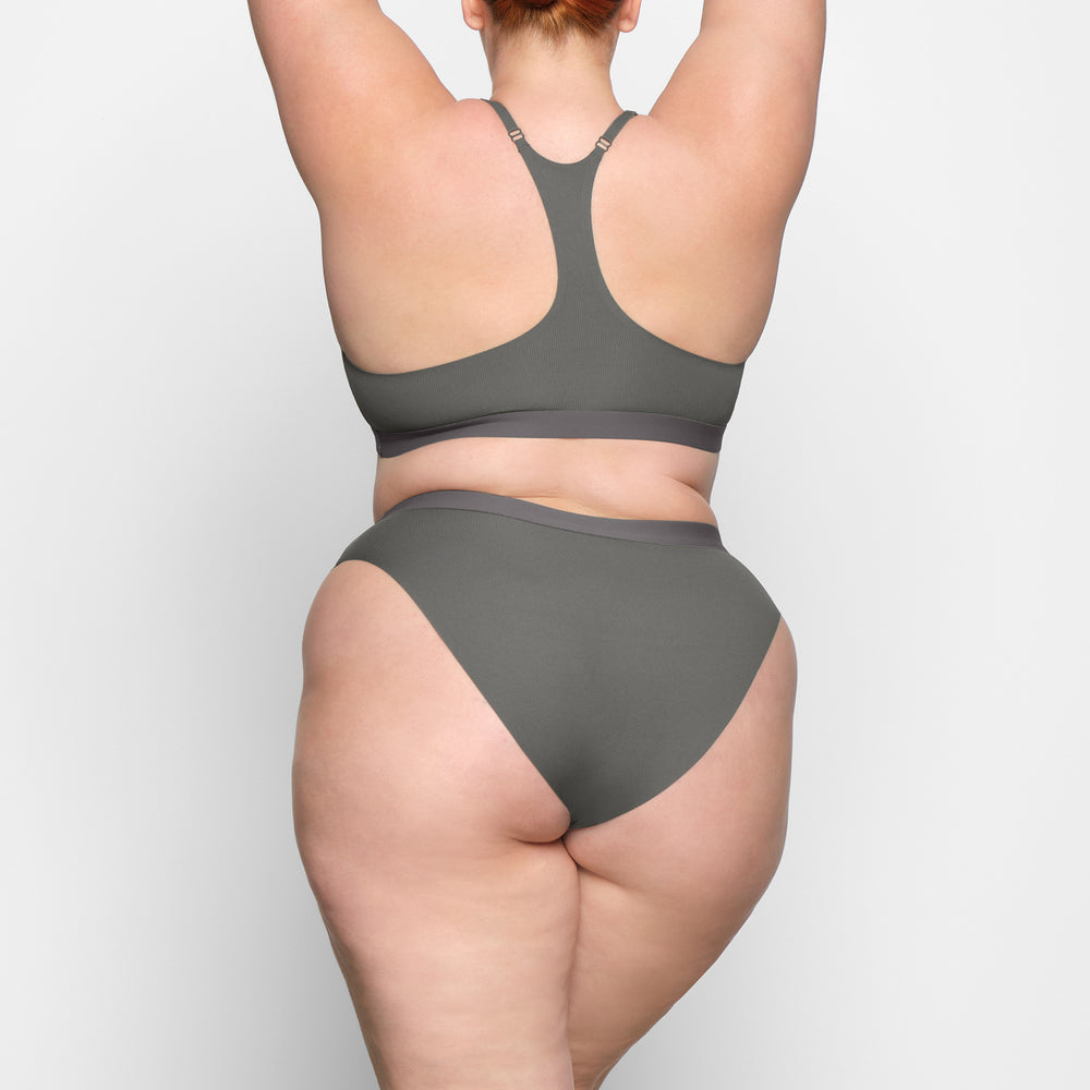 Skims SMOOTH RIB RACERBACK TRIANGLE Bralette Tmavo Siva | ZOWR-90476