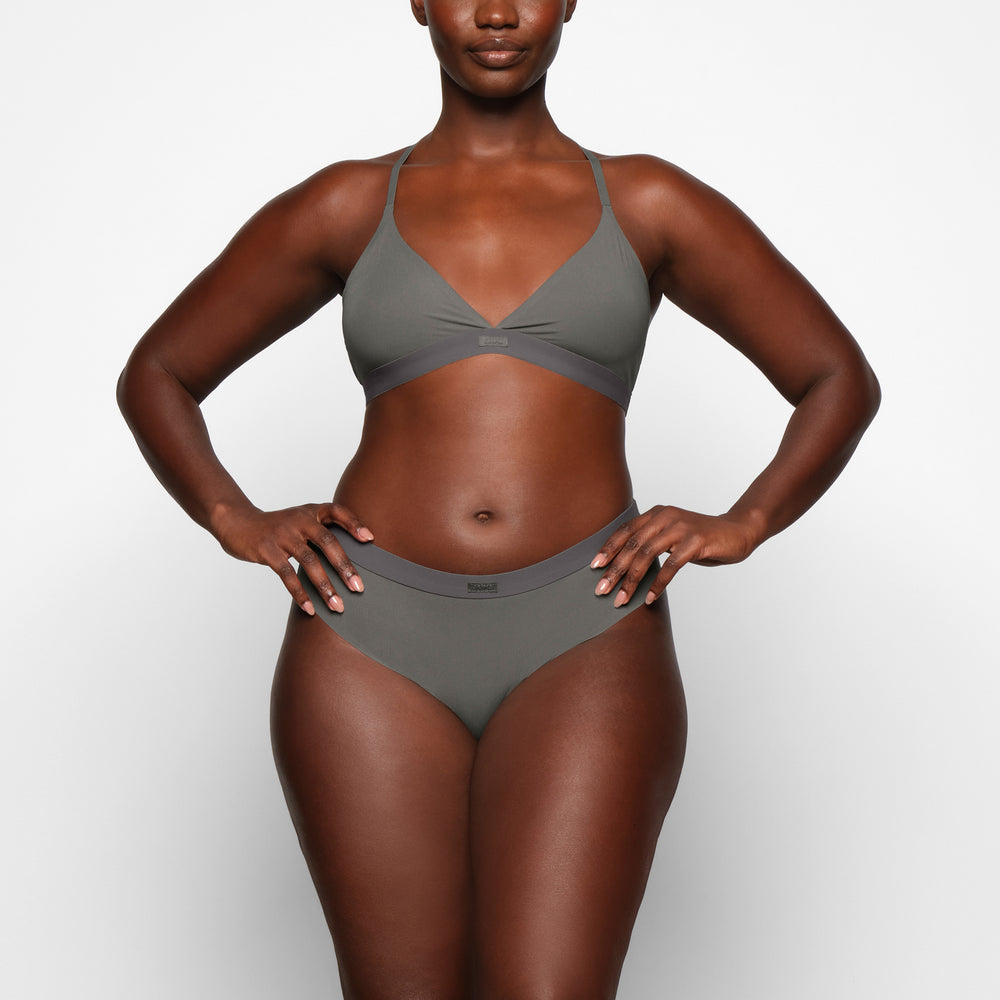 Skims SMOOTH RIB RACERBACK TRIANGLE Bralette Tmavo Siva | ZOWR-90476