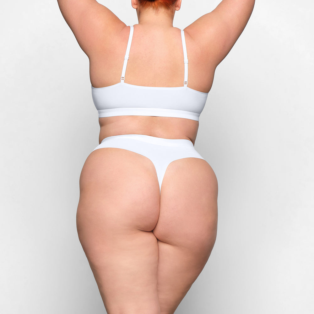 Skims SMOOTH RIB Thong Biele | ITKF-60749