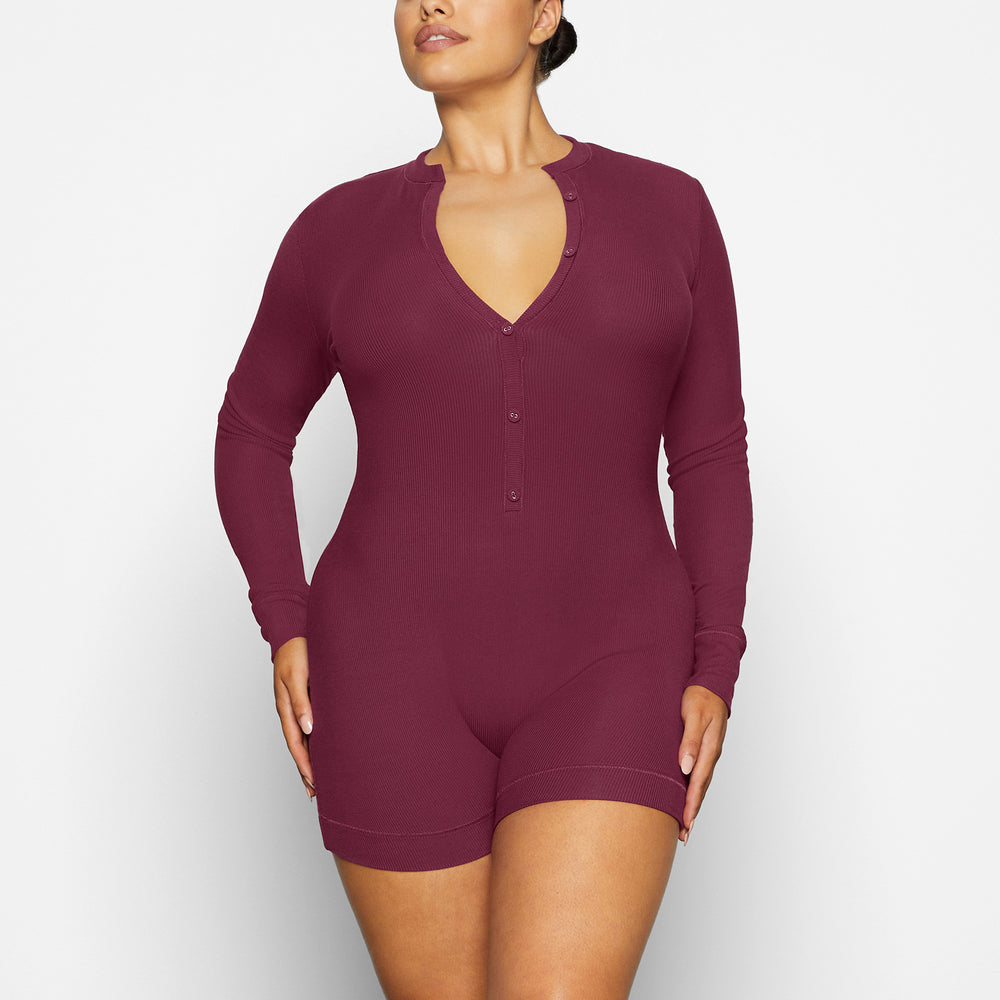Skims SOFT LOUNGE BUTTON UP HENLEY Onesie Nachový | ETBG-64173