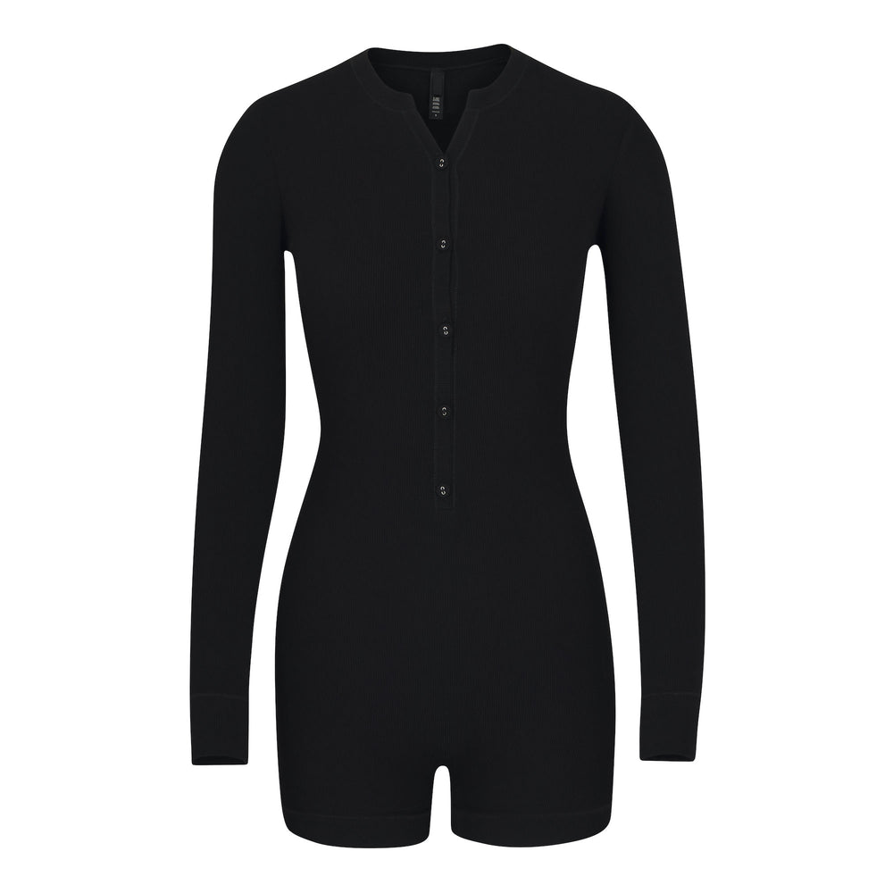 Skims SOFT LOUNGE BUTTON UP HENLEY Onesie Čierne | SCUF-78324