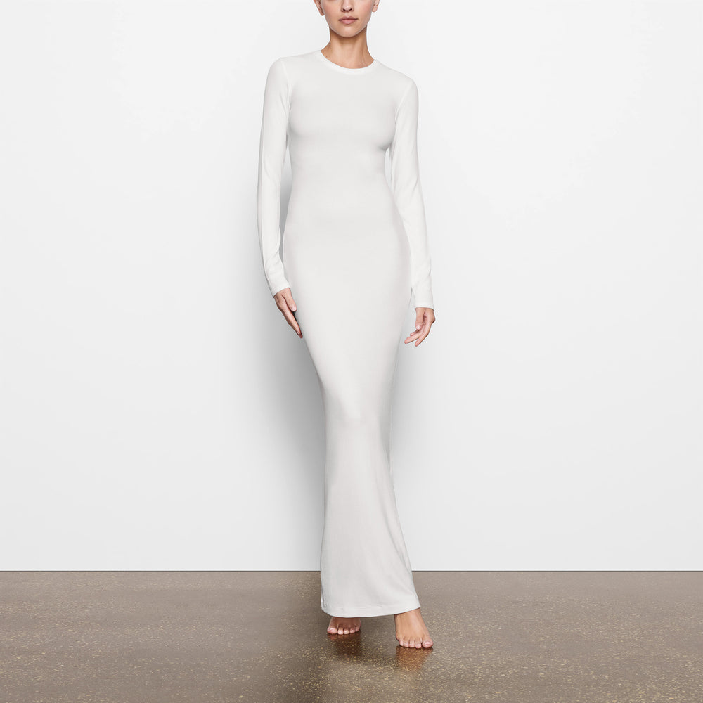 Skims SOFT LOUNGE CREW NECK LONG Dress Biele | BOSP-39621