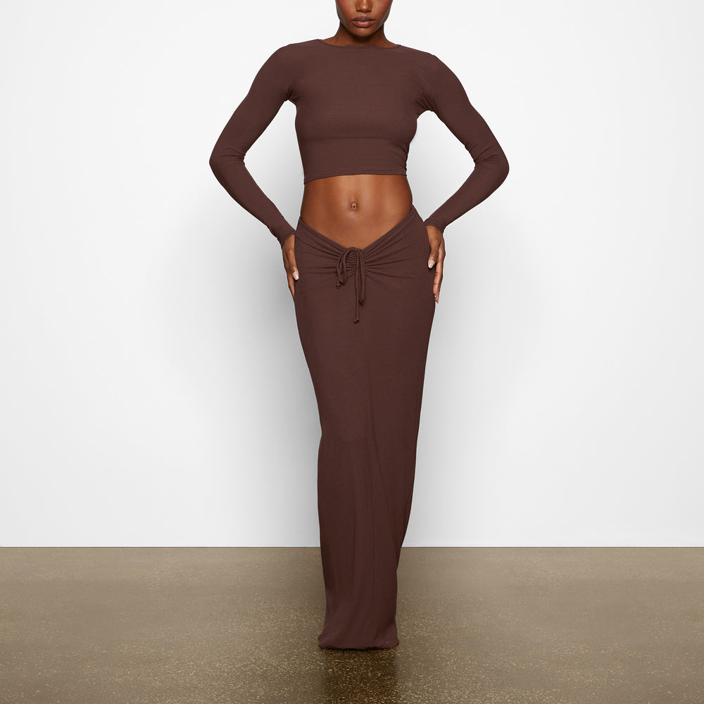 Skims SOFT LOUNGE LONG SLEEVE CROP TOP T-shirt Čokoláda | DBEN-18270