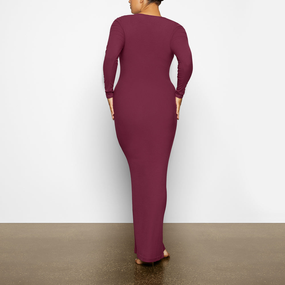 Skims SOFT LOUNGE LONG SLEEVE Dress Nachový | QEVH-84037