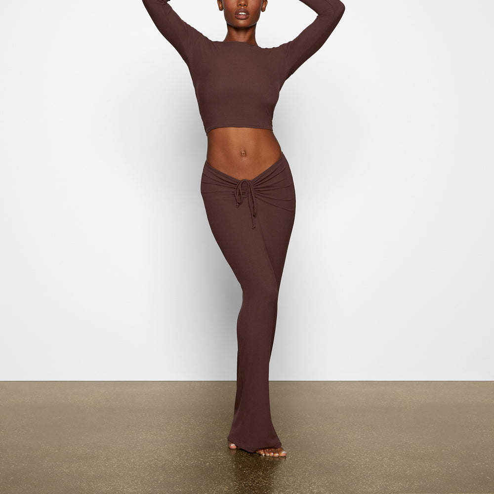 Skims SOFT LOUNGE RUCHED LONG Sukna Čokoláda | HOCS-71895