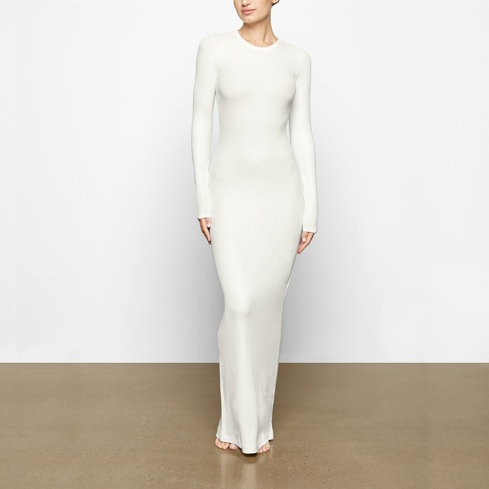 Skims SOFT LOUNGE SHIMMER CREW NECK LONG Dress Biele | JDFK-59123
