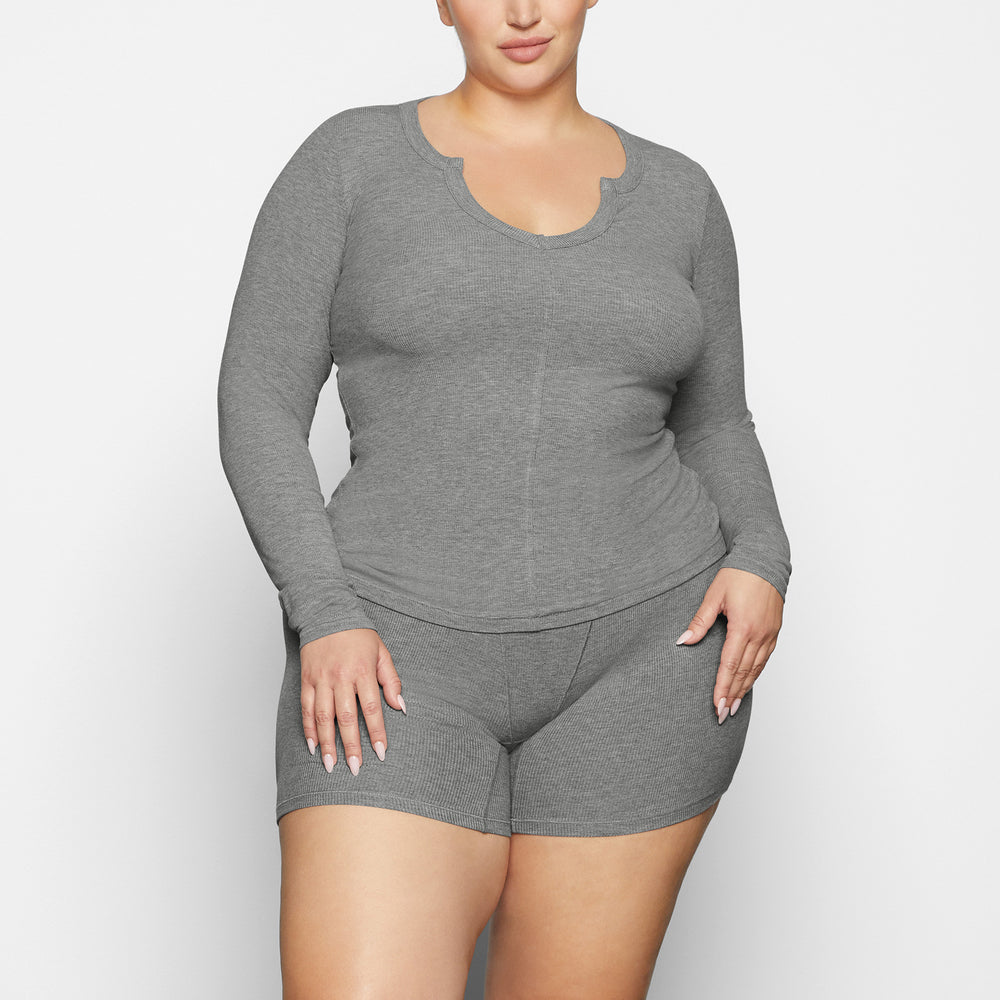 Skims SOFT LOUNGE SPLIT NECK LONG SLEEVE T-shirt Siva | OBJF-06327