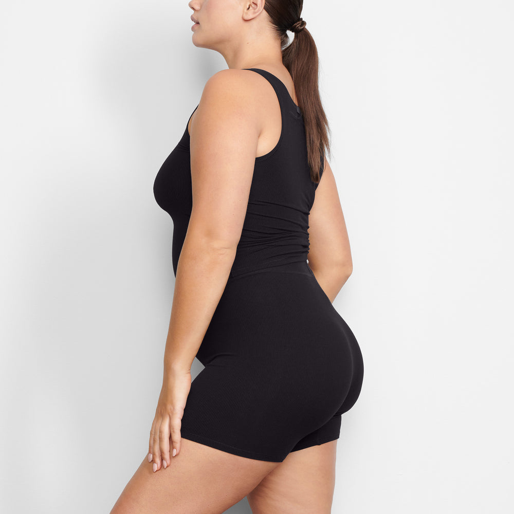 Skims SOFT LOUNGE Tank Čierne | QWDR-84623