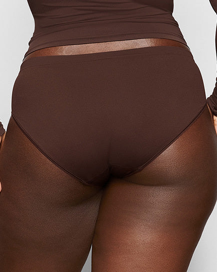 Skims SOFT SMOOTHING Brief Čokoláda | QZBH-90613
