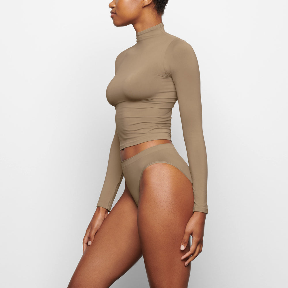 Skims SOFT SMOOTHING TURTLENECK TOP T-shirt Marhule | COPA-12856